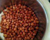 A picture of step 1 of Chana masala(chickpea).