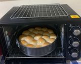 Foto langkah ke 6 dari resep Roti Sobek Isi Sosis Keju.