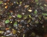 A picture of step 4 of Thai style pulled chicken fried rice.