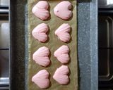 A picture of step 8 of Heart Meringues ❤.