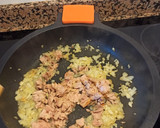 Foto del paso 3 de la receta: Arroz con atún y langostinos (delicioso)