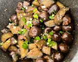 A picture of step 3 of Braised Eggplant with Straw Mushrooms.