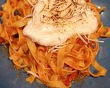 Foto del paso 8 de la receta: Tallarines con Guanciale, Salsa de Tomate y Bechamel