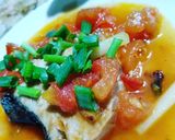 Hình bước làm 3 của món Cá ngừ đại dương sốt cà chua 🐟