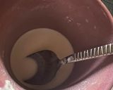 A picture of step 2 of Cappuccino custard.