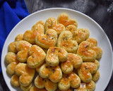Foto langkah ke 5 dari resep Garlic Cheese Cookies.