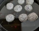 Foto langkah ke 6 dari resep ONDE ONDE Ketan Hitam.