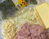 Gambar langkah 2 resipi Chicken Alfredo Creamy Fettuccine.