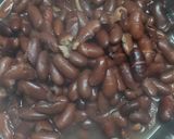 A picture of step 1 of Kashmiri rajma with steamed rice.
