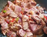 รูปขั้นตอนการทำที่ 2 ของ กะเพราตับไก่