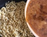 A picture of step 5 of Indomie pizza.