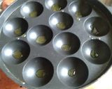 A picture of step 3 of Potato corn cheez Aappe.