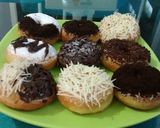 Foto langkah ke 10 dari resep Donat Empuk ala kafe.