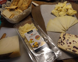 Foto del paso 1 de la receta: Tabla de quesos variados