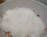 Foto langkah ke 4 dari resep Bihun Goreng Putih (Jadul/Simple).