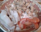 Foto langkah ke 3 dari resep Sambel goreng kentang Seafood.