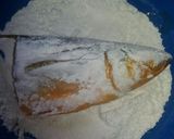 Foto del paso 4 de la receta: Sardinas fritas con tostón y pico de gallo