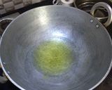 A picture of step 1 of Lauki ka halwa.
