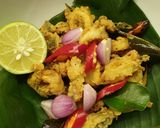 Foto langkah ke 3 dari resep Deep fried lime calamari.