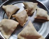 समोसा (SAMOSA RECIPE IN HINDI) रेसिपी चरण 7 फोटो