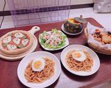 Hình bước làm 3 của món Salad thanh cua phong cách Halloween