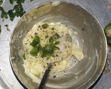 A picture of step 1 of Butter chilli corn cob.