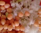 Foto del paso 1 de la receta “Trampó mallorquín”, ensalada de verduras y  garbanzos aliñada con Agua de Mar