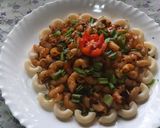 A picture of step 9 of Shezwan sauce spicy macaroni.
