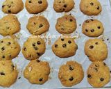 Foto langkah ke 6 dari resep Vanilla Chocochips Cookies.