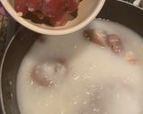 A picture of step 1 of Pork Trotter and Chicken Heart Rice Porridge.