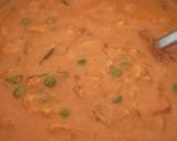 A picture of step 4 of Veg korma.