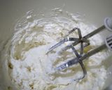 Foto langkah ke 2 dari resep Korean Garlic Bread, simple (163).