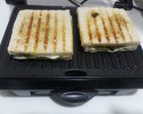 A picture of step 4 of Barbeque paneer grilled sandwitch.