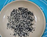 Foto langkah ke 1 dari resep Black Garlic Bread.