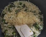Risotto ze szparagami krok przepisu 4 zdjęcie