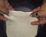 A picture of step 8 of Pizza Without Oven.