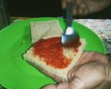 A picture of step 1 of Air Fryer Egg Bread Pizza.