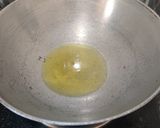 A picture of step 2 of Matar Ghugni with Paratha..