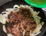 Foto langkah ke 6 dari resep Completed Yakiniku Beef bowl.