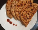 A picture of step 8 of Pizza parantha.