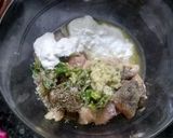 A picture of step 1 of Chicken Makhni Handi.