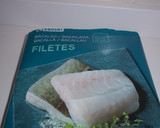 Foto del paso 1 de la receta: Filetes de bacalao congelados con puré de patatas y mayonesa, horneados