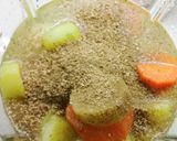 Foto del paso 2 de la receta: Sopa de Zucchini y Zanahoria con huevo poché express 🍳🍲