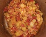 A picture of step 3 of Aloo Jhol.