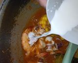 Foto langkah ke 5 dari resep Seafood saus padang.