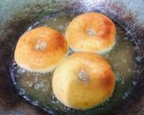 Foto langkah ke 4 dari resep Donat Kampung.