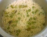A picture of step 2 of Peas pulao.