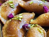 قطايف بالجبنه