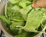 Foto langkah ke 4 dari resep 627. Sayur Bening Bayam dan Oyong.