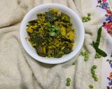 A picture of step 3 of Green Peas and Sojne Phuler Chorchori.